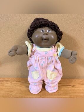 Vintage Cabbage Patch Kids Toddler Doll AA Girl In Pink Sleeper